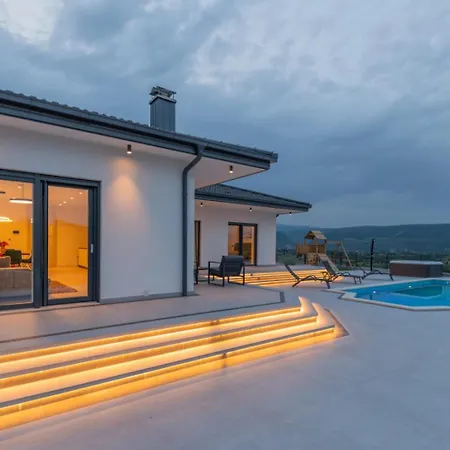 Dalmatia Near Imotski And Makarska Grubine